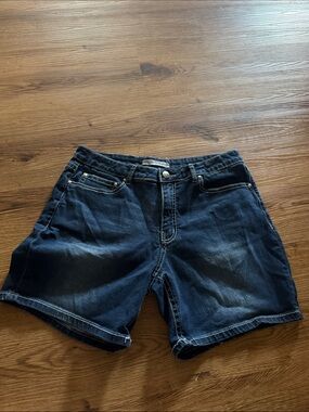 Love Indigo dark blue denim jeans with contrast stitching